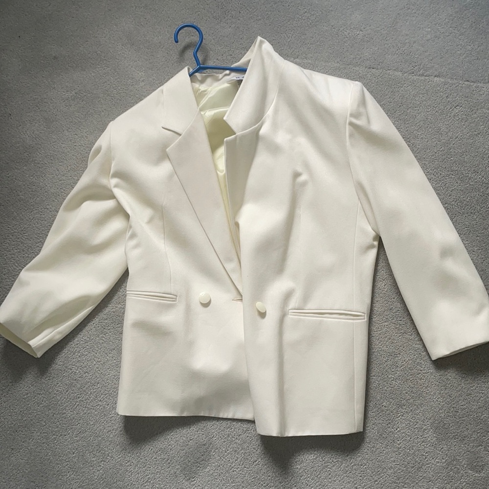 White vintage blazer